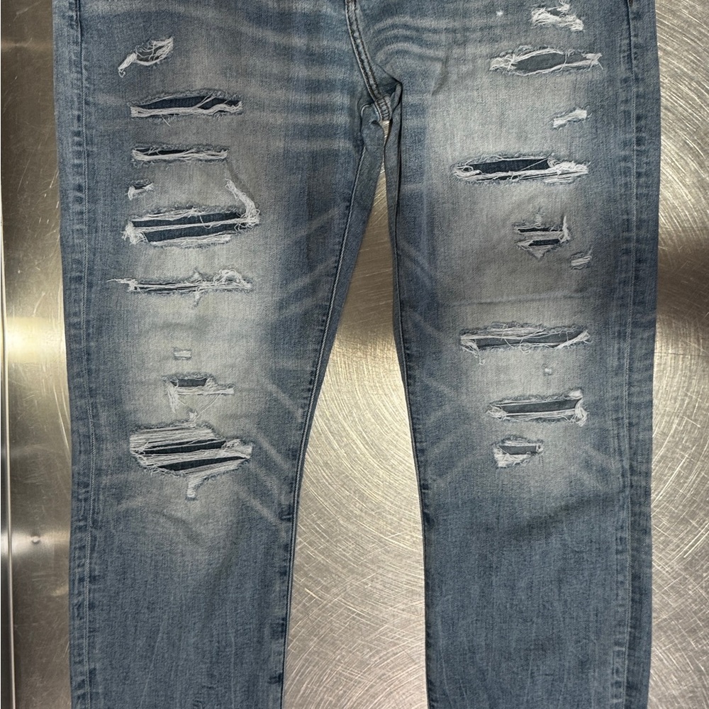 American Eagle Outfitters Men's Relaxed Distressed Blue Jeans